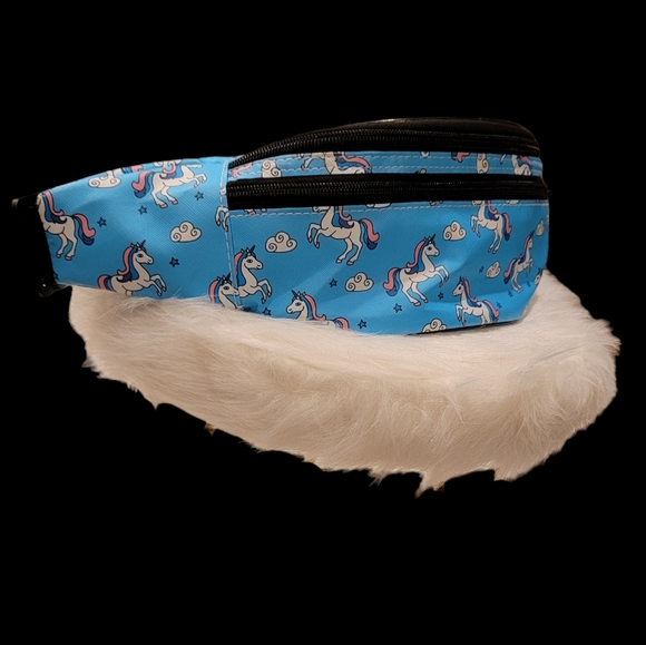 NWOT Unicorn Belt Bag Blue Printed Fanny Pack Adjustable Black Straps One Size - Picture 5 of 8